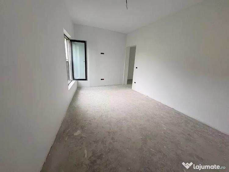 Apartament cu 2 camere semidecomandat în Griviței