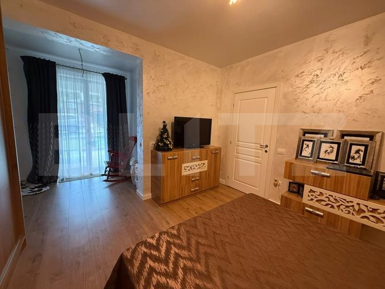 Apartament cu 3 camere decomandat, mobilat în Păcurari