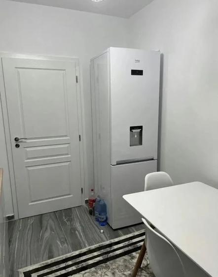 Garsonieră decomandată în Valea Adâncă