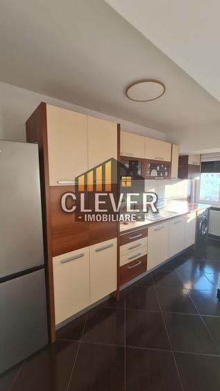 Apartament cu 2 camere semidecomandat, mobilat în P-ța Alba Iulia