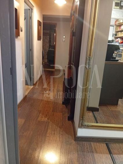 Apartament cu 4 camere decomandat în Dacia