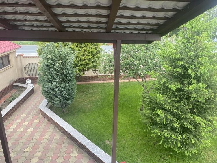 Casă cu 3 camere în Gălbinași