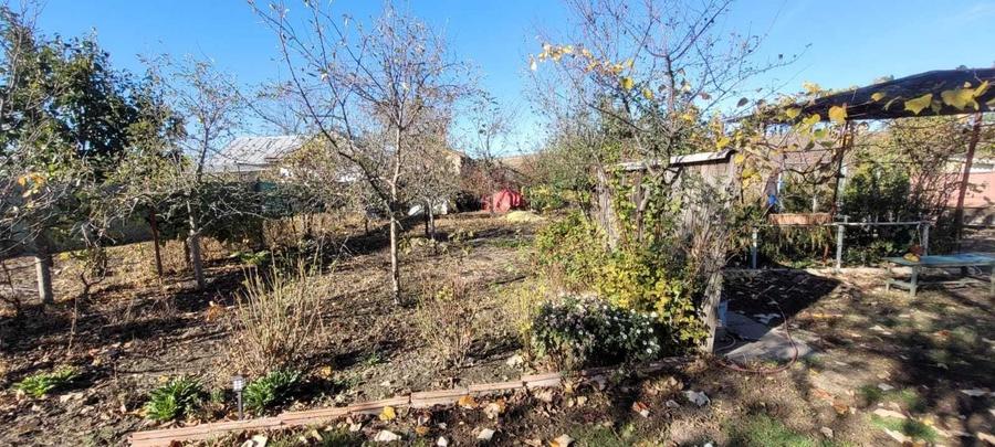 Casă cu 4 camere în Vadu Săpat