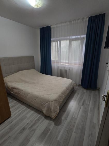 Apartament cu 2 camere decomandat în Exterior Vest