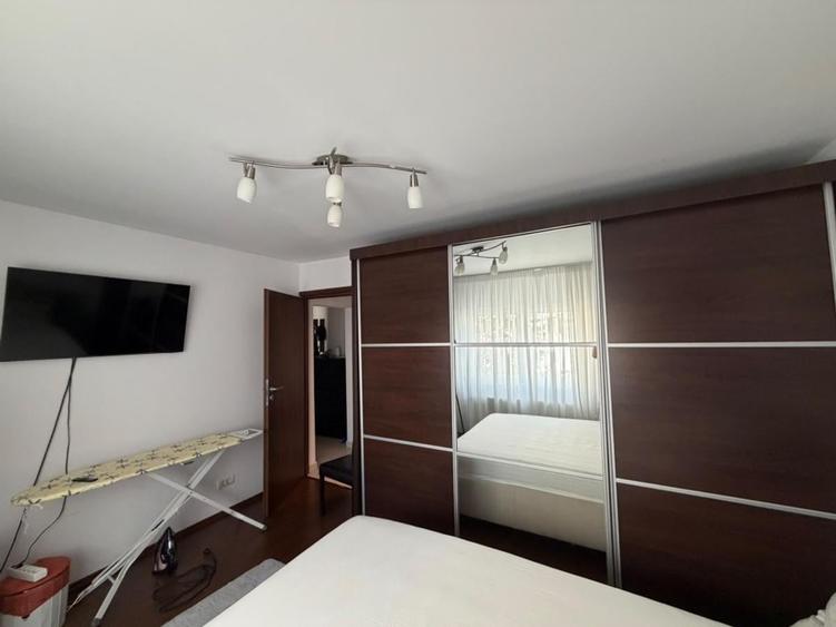 Apartament cu 2 camere decomandat în Nerva Traian