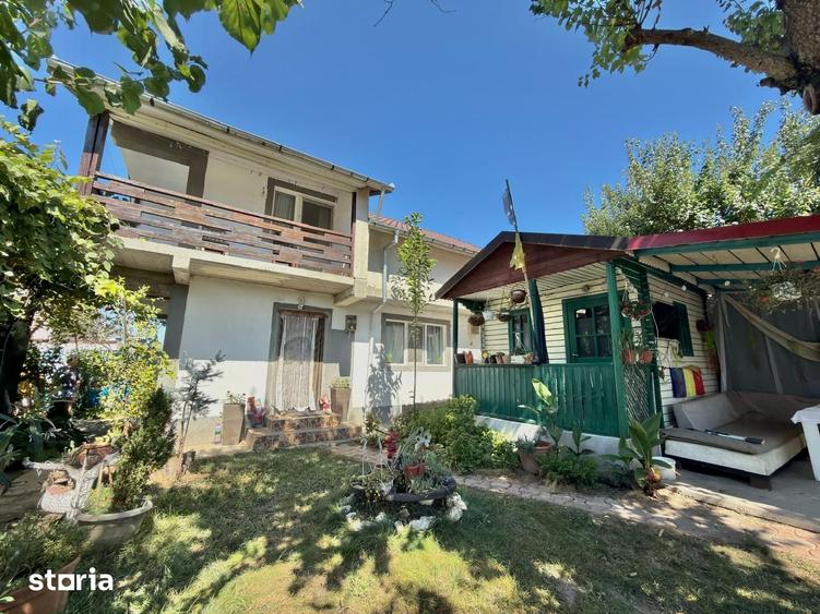 Casă cu 3 camere cu Teren 215 Mp în Lumina