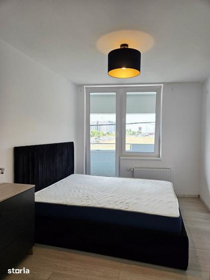 Apartament cu 3 camere semidecomandat în Chiajna