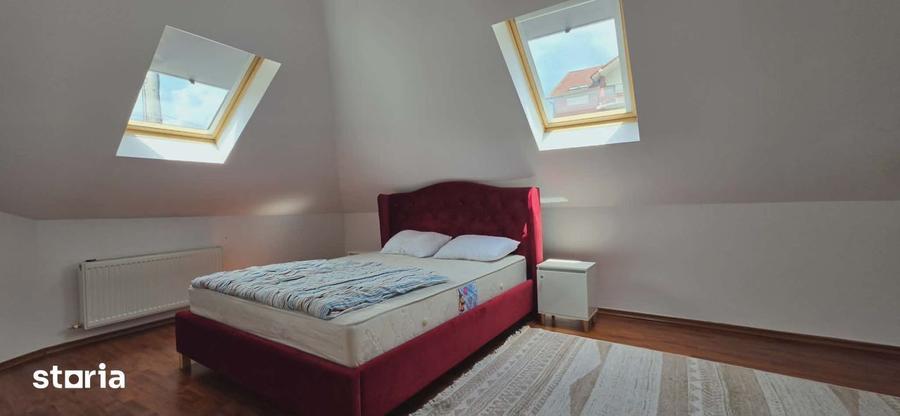 Casă cu 4 camere cu Teren 820 Mp în Sânmartin