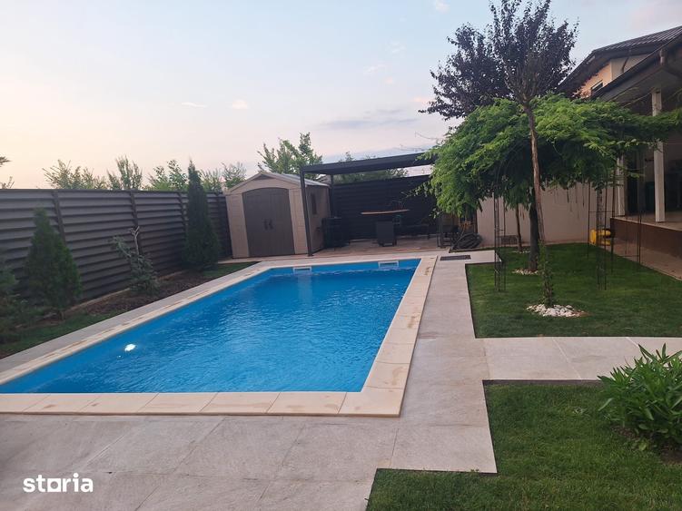 Casă cu 5 camere cu Teren 650 Mp în Odăi