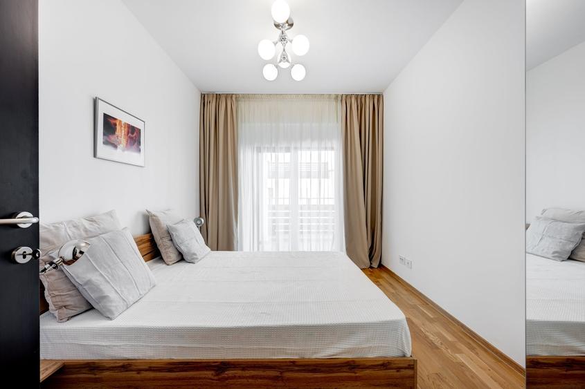 Apartament cu 3 camere decomandat în Băneasa