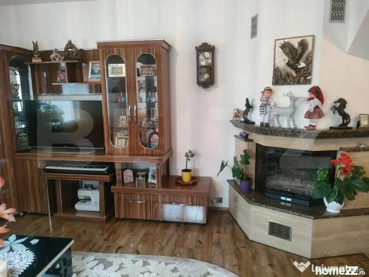 Casă cu 8 camere cu Teren 488 Mp în Marginea