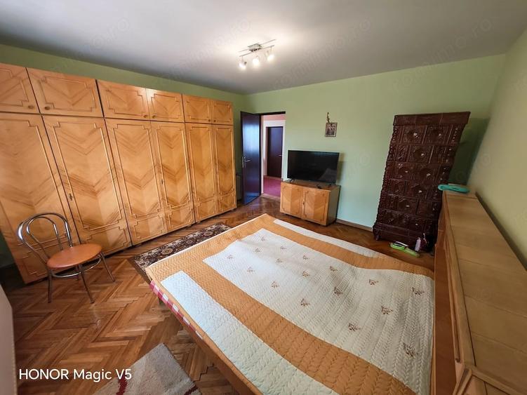 Casă cu Teren 790 Mp în Ghiroda