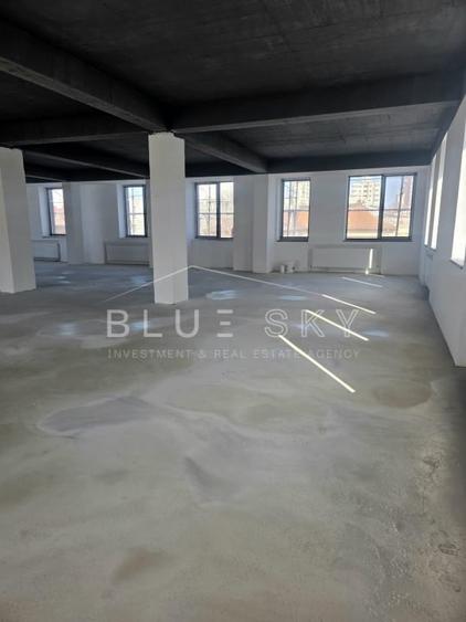 Spațiu comercial, de 292 mp, în Faleza Nord