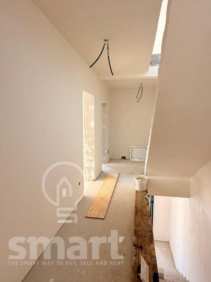 Duplex cu 5 camere cu Canalizare în Europa