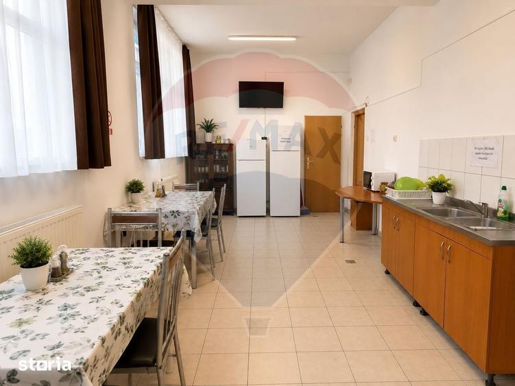 Spațiu comercial, de 200 mp, în Bartolomeu
