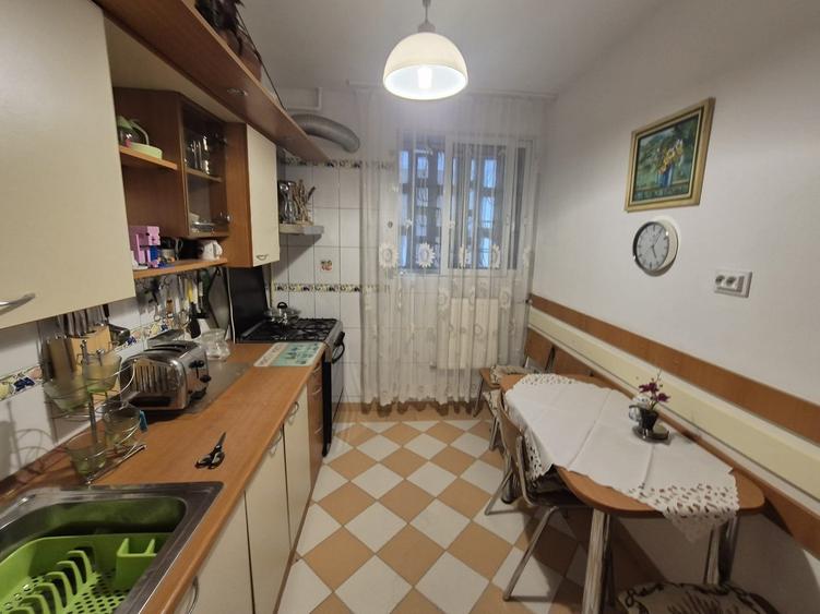 Piata Muncii - B-dul Basarabia, inchiriere ap. 2 camere - 9