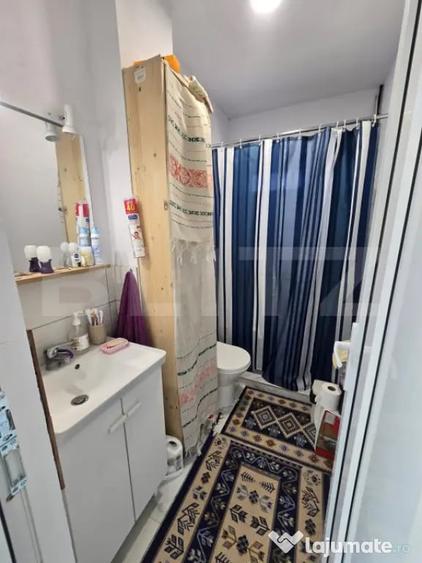 Casă cu 4 camere cu Teren 1458 Mp în Central