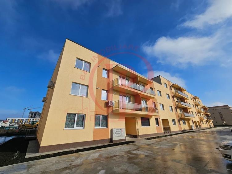 Apartament cu 3 camere semidecomandat în Theodor Pallady