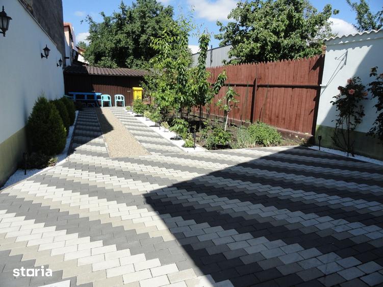 Casă cu 4 camere cu Teren 313 Mp în Central