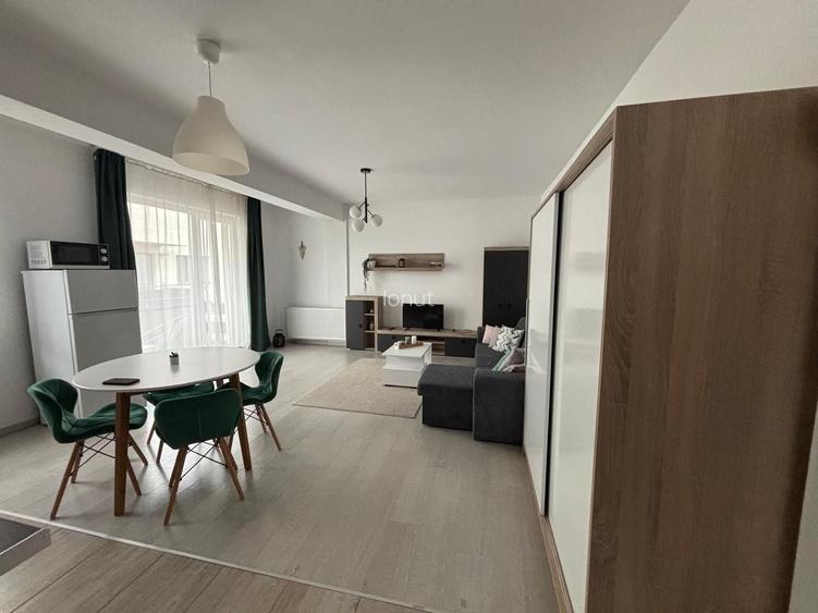 Inchiriez apartament 2 camere Floresti, Terra, Sesul de Sus, parcare