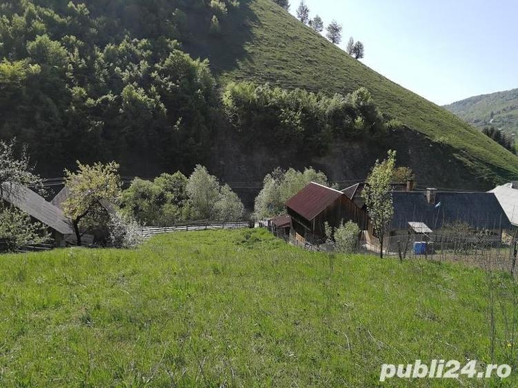 Teren de 1510 mp, în Leșu