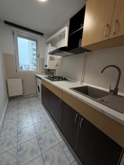 Apartament cu 2 camere semidecomandat, mobilat în Ștefan cel Mare