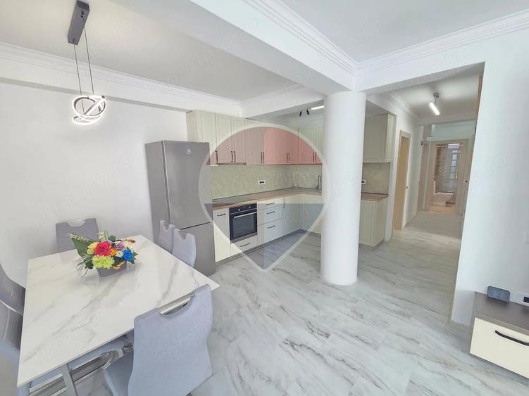 Apartament cu 3 camere decomandat în Spitalul Județean