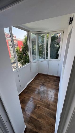 Apartament cu 3 camere decomandat în Ștefan cel Mare