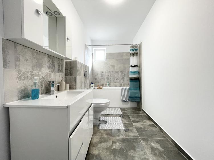 Duplex cu 3 camere cu Canalizare în Moșnița Nouă