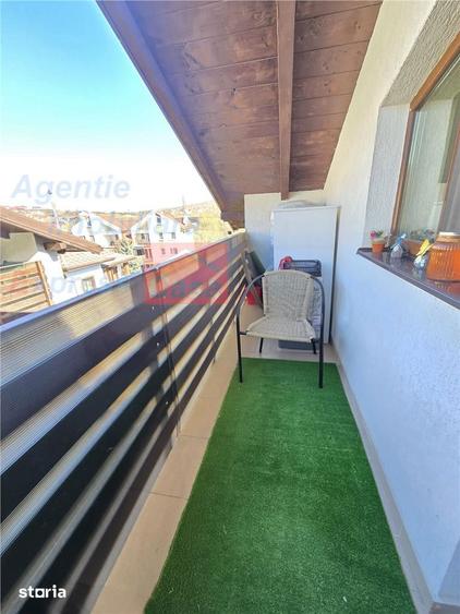 Apartament cu 3 camere, mobilat în Bucium