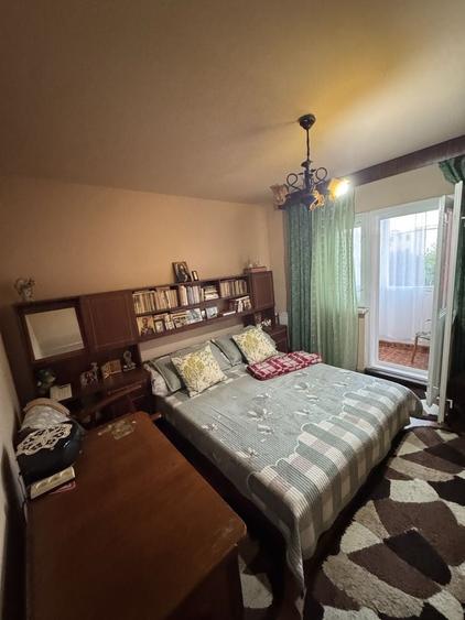 Apartament cu 3 camere decomandat în Lăpuș Argeș