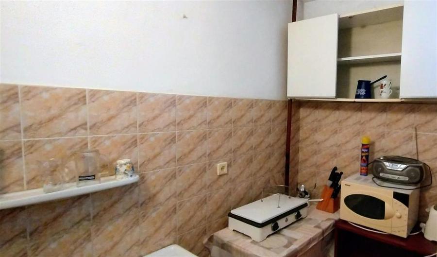 Garsonieră decomandată, mobilată în Crig