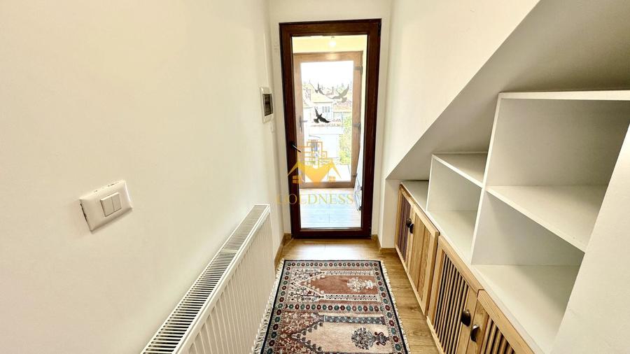 Apartament cu 2 camere semidecomandat, mobilat în Ultracentral