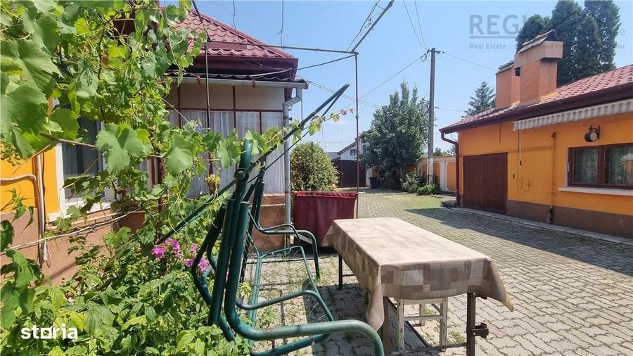 Casă cu 4 camere în Stupini
