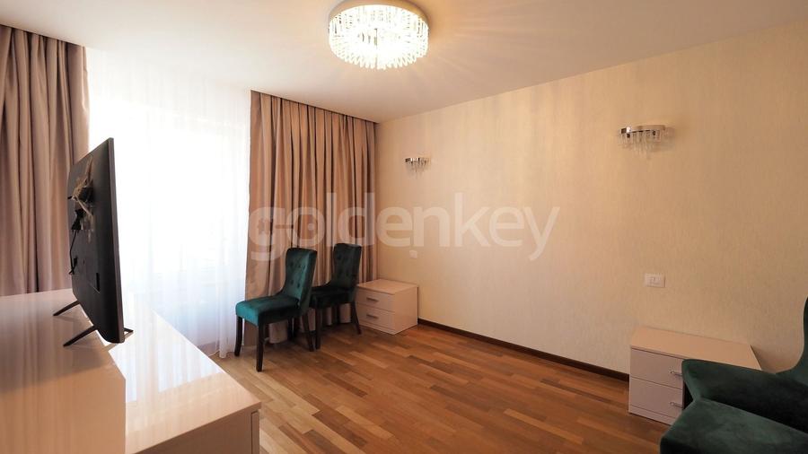 Apartament cu 3 camere semidecomandat, mobilat în Herăstrău