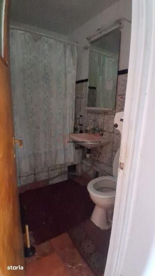 Apartament cu 3 camere decomandat în Dristor