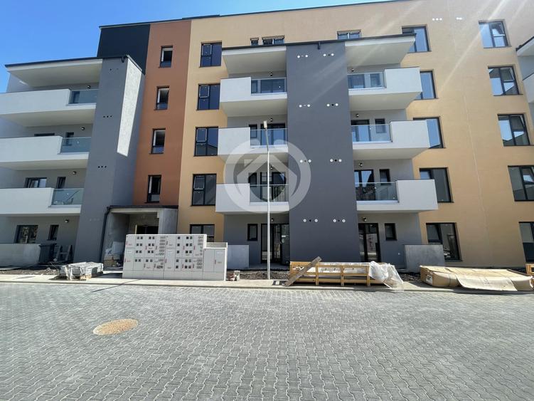 Apartament cu 3 camere decomandat în Țiglari