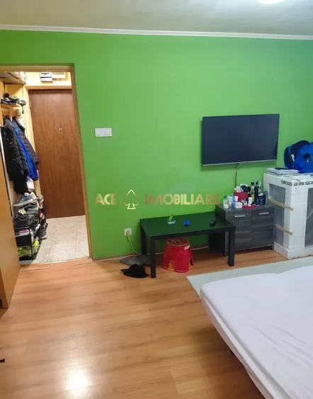 Apartament cu 2 camere semidecomandat în Militari