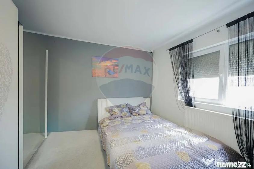 Apartament cu 3 camere decomandat în Spitalul Județean