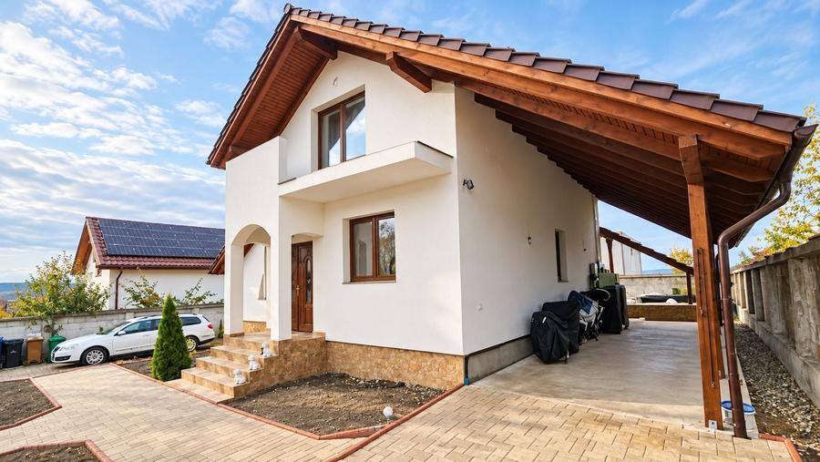 Casă individuală cu 4 camere cu Canalizare în Șelimbăr