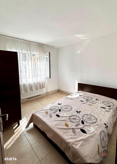 Apartament cu 3 camere semidecomandat în Micro 1