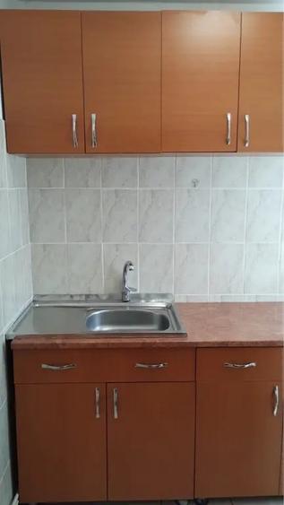 Garsonieră semidecomandată în Central
