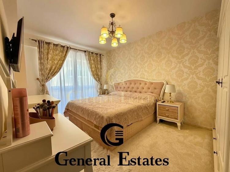 Vânzare apartament modern cu 3 camere | 70 m.p  | 2 parcări incluse - 8