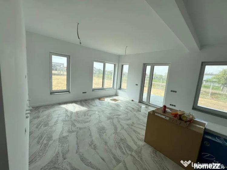 Casă cu 4 camere cu Teren 420 Mp în Săsar
