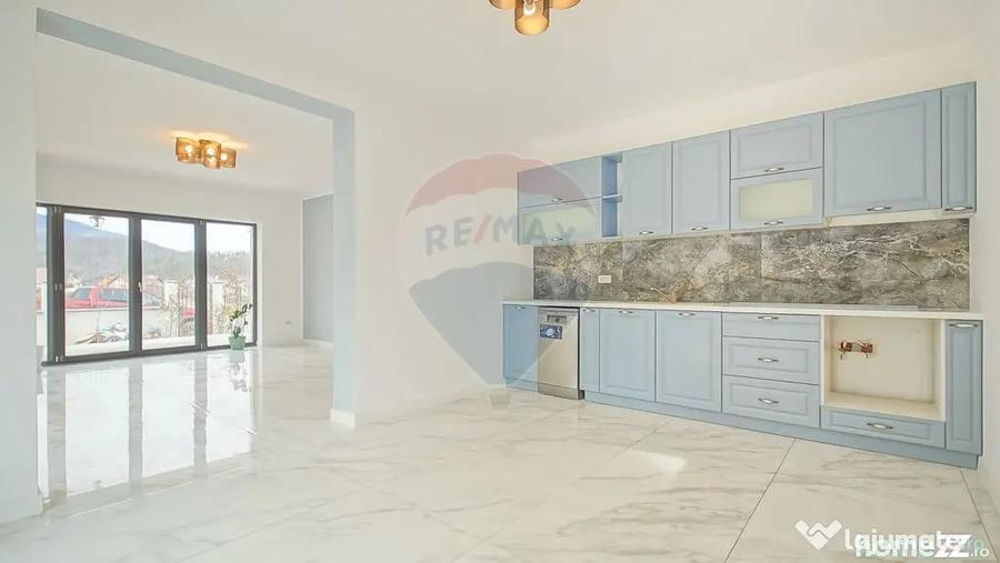 Casă cu 5 camere cu Teren 400 Mp în Bunloc