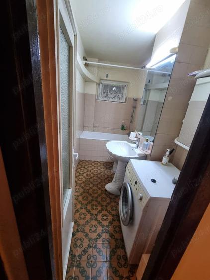 Apartament cu 3 camere decomandat în Șagului