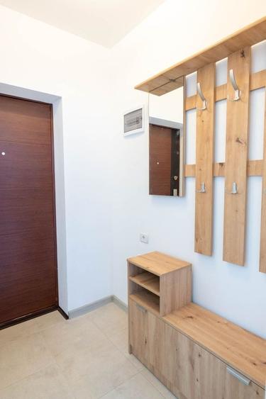 Apartament cu 2 camere semidecomandat în Sânpetru