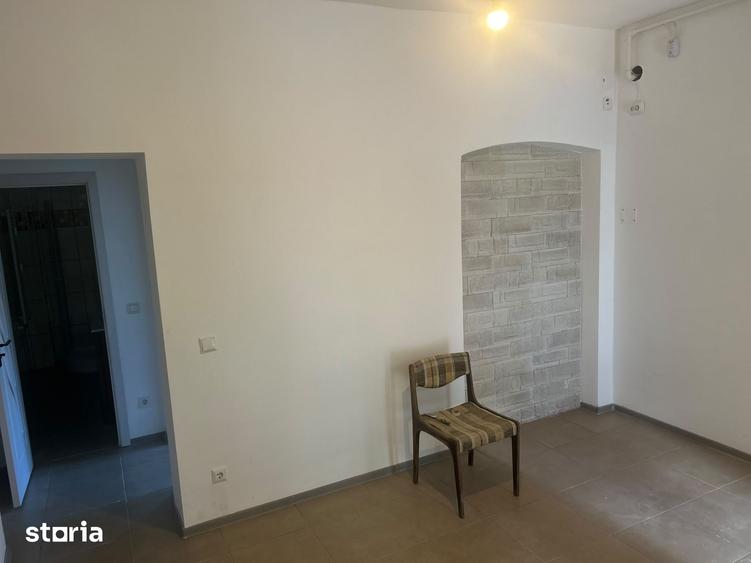 Casă cu 2 camere cu Teren 43.2 Mp în Central