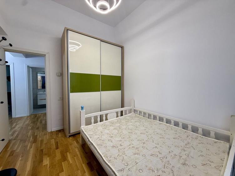 Casă cu 5 camere cu Canalizare în Pipera