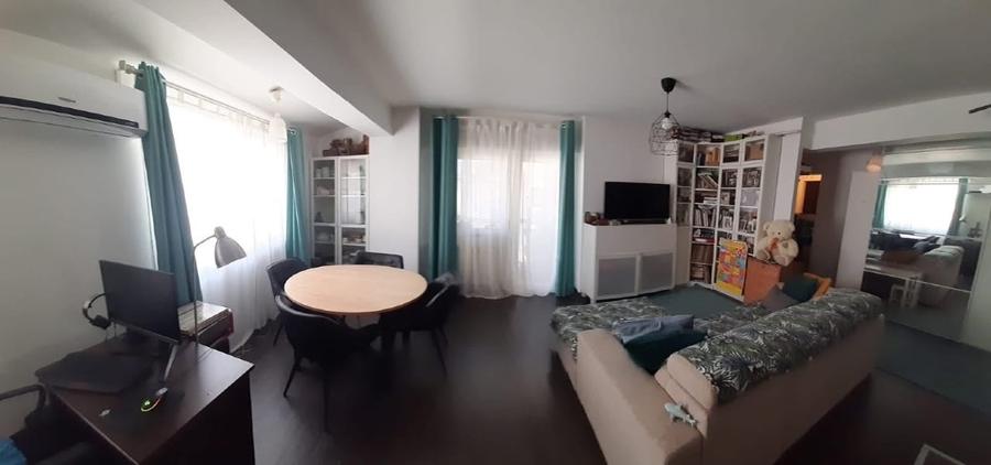 Apartament cu 2 camere semidecomandat în 1 Decembrie 1918